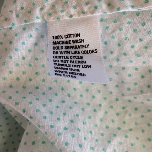 Crown & Ivy 1X Women’s Top. White with green polka - Picture 6 of 6